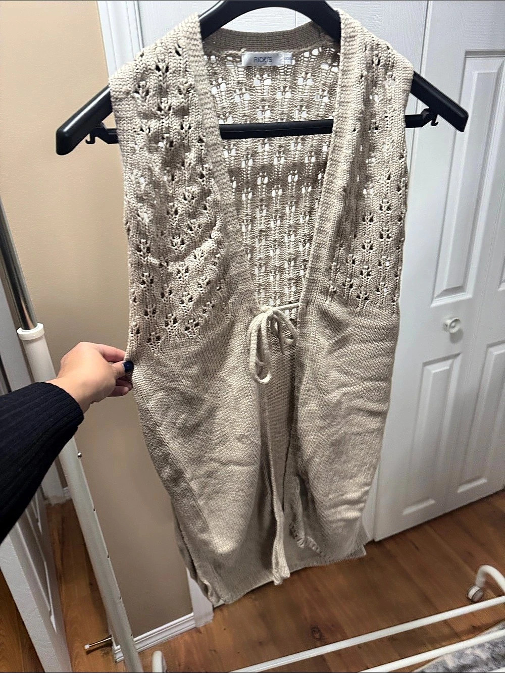 RICKI'S Crochet Knit Cardigan Vest Cream/Beige Size XS Like New